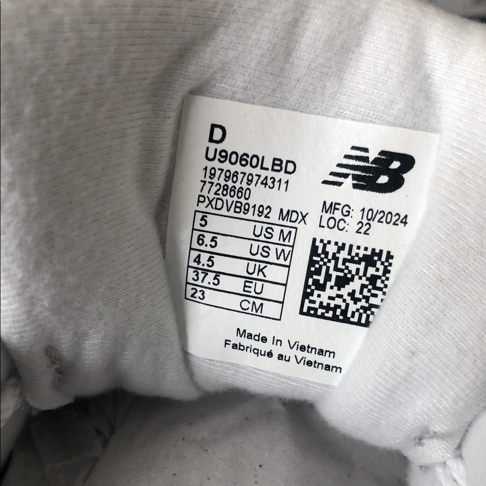 New Balance 9060 Sneakers - Beige Grey - Picture 6 of 7